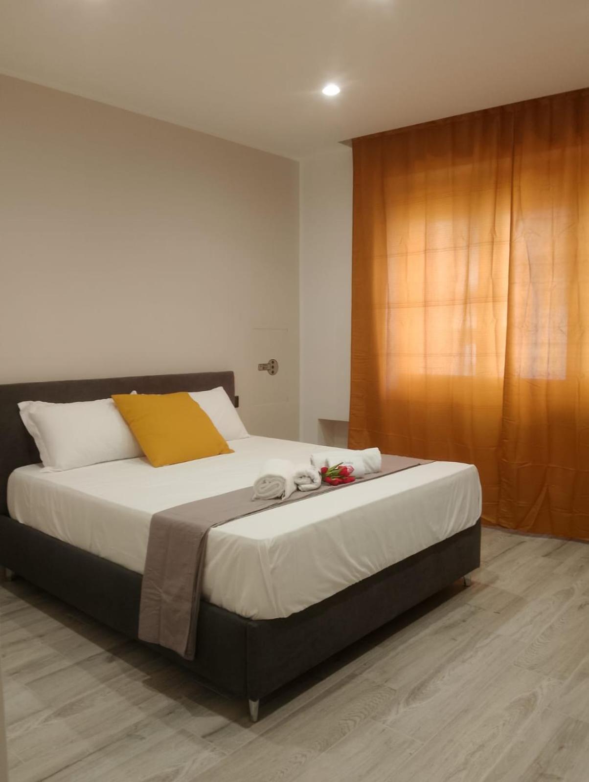 Sweet Rooms San Francesco Napoli Ngoại thất bức ảnh